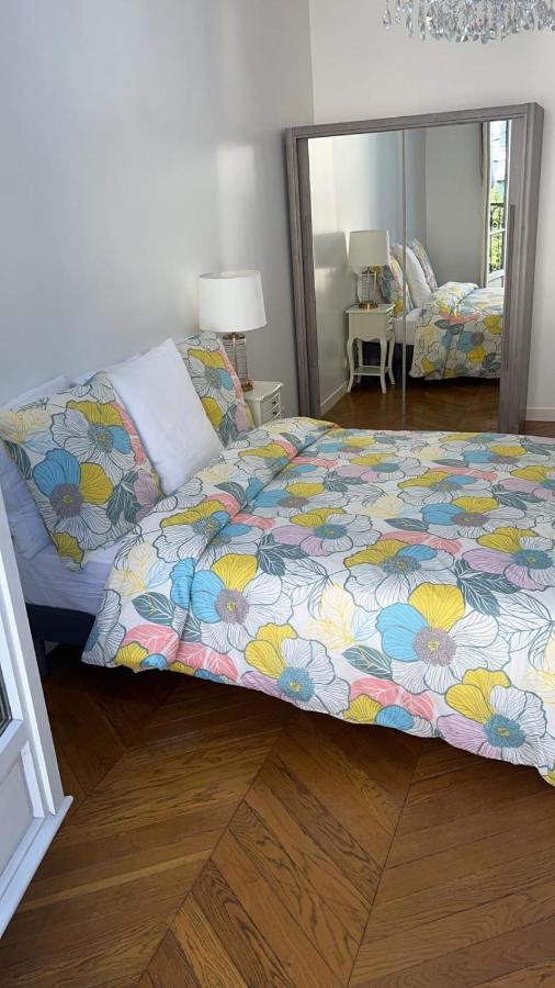 Appartement Champs-Elysees - Hala Παρίσι Εξωτερικό φωτογραφία